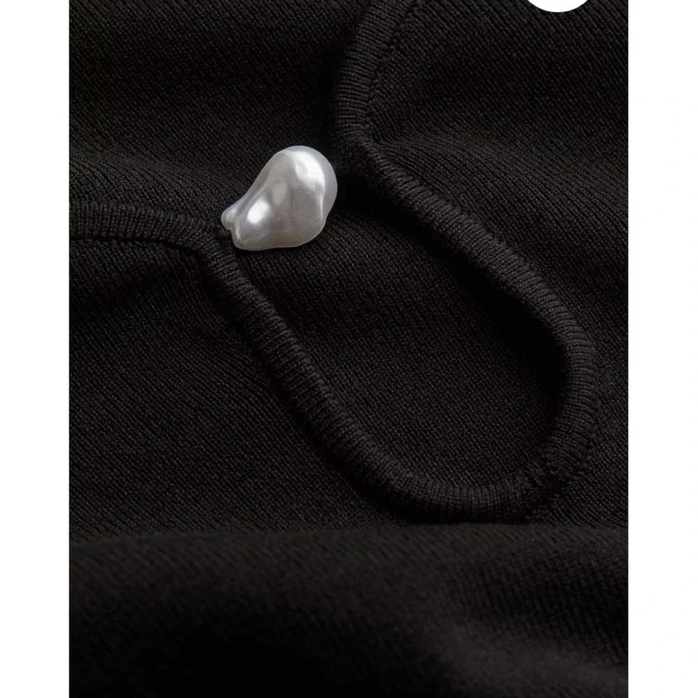 NWT H&M Bead Detail Knit Top - Picture 4 of 5